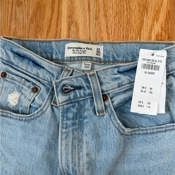 NWT Abercrombie & Fitch Ultra High Rise Jean - Picture 2 of 3